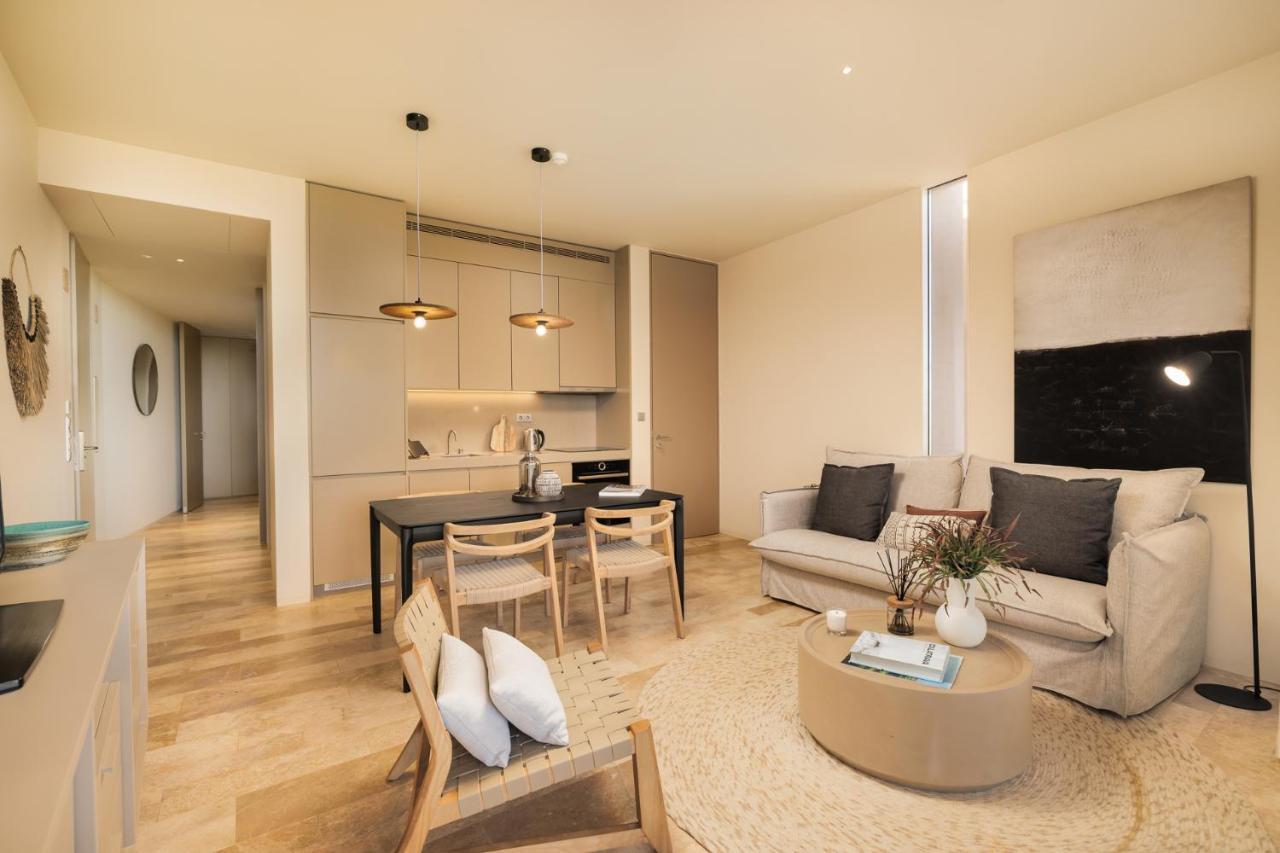 One-Bedroom Apartment,1470069830:JPEG
